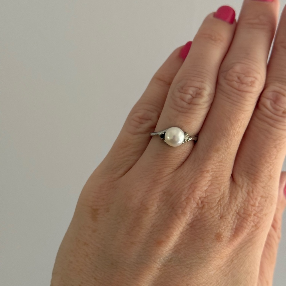Vintage Pearl Ring with two stones (Sz 5.5)